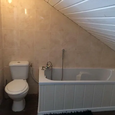 Apartment Le Petit Chateau Noyal-Pontivy