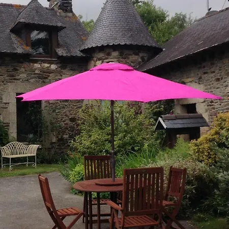 Le Petit Chateau *